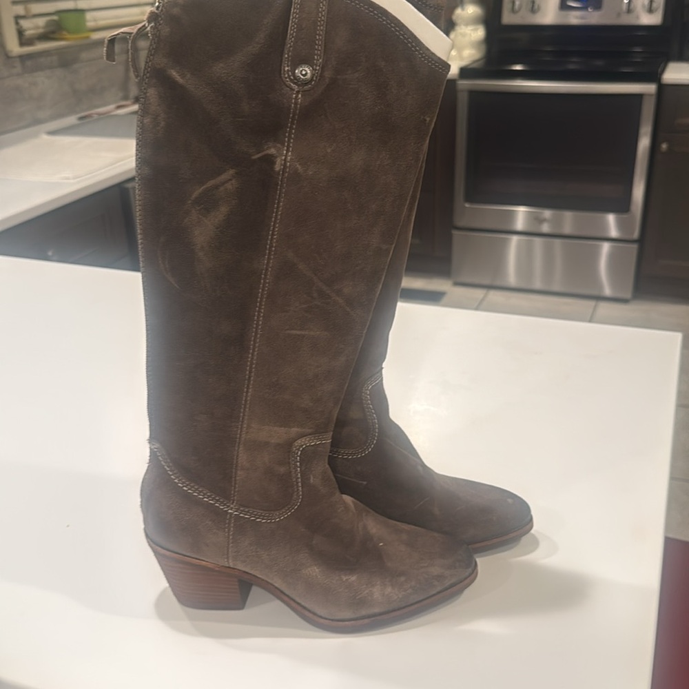 Women’s Fashion Boots